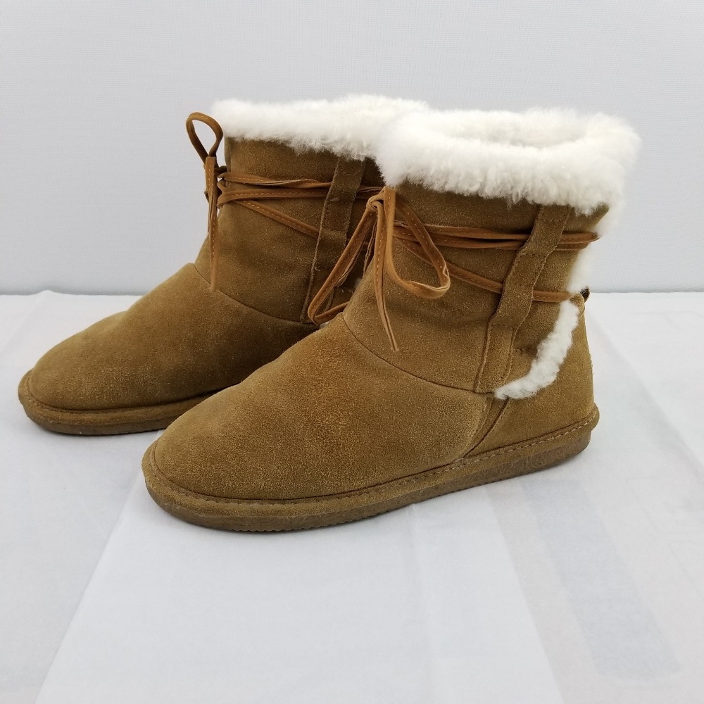 BearPaw Suede Lace Up Hickory Color Boots Size 9
